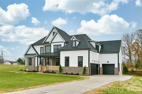 3874 Hickory Highway Statesville NC 28677