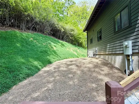 114 Phivo Drive Balsam Grove NC 28708