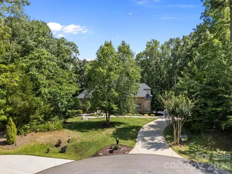242 Anniston Way Davidson NC 28036