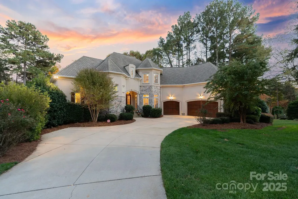 9225 Fair Oak Drive Sherrills Ford NC 28673