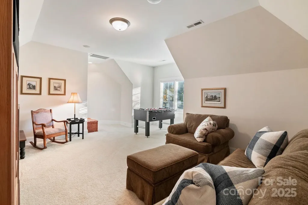 9225 Fair Oak Drive Sherrills Ford NC 28673
