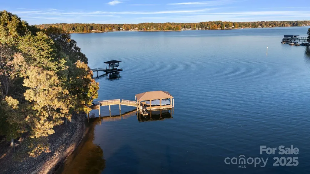 9225 Fair Oak Drive Sherrills Ford NC 28673