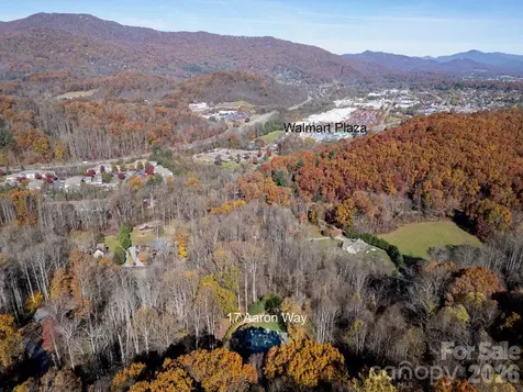 17 Aaron Way Waynesville NC 28786