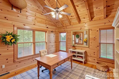 17 Aaron Way Waynesville NC 28786
