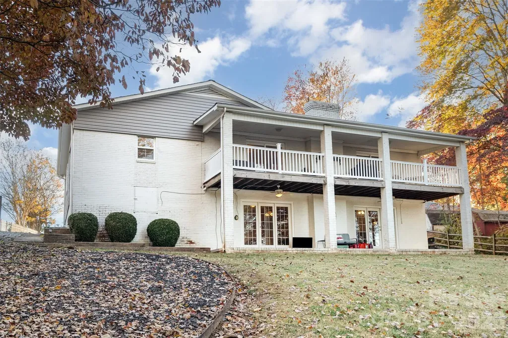 7088 Wateredge Drive Sherrills Ford NC 28673