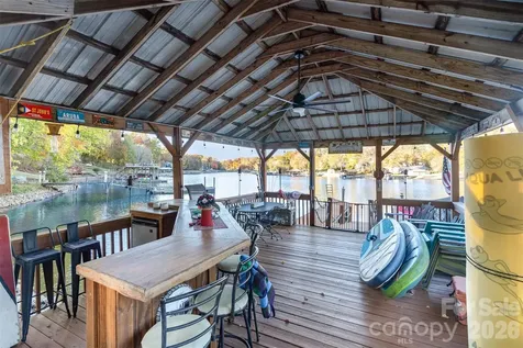 7088 Wateredge Drive Sherrills Ford NC 28673