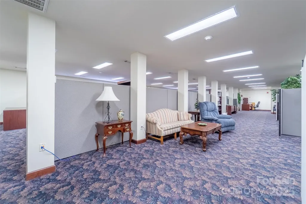 228 E Palmer Street Franklin NC 28734