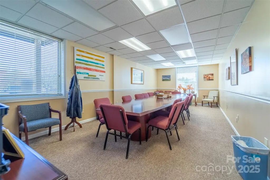 228 E Palmer Street Franklin NC 28734