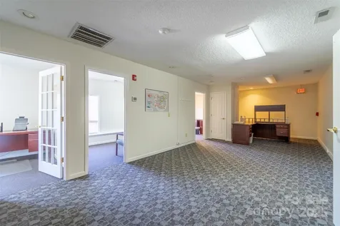 228 E Palmer Street Franklin NC 28734