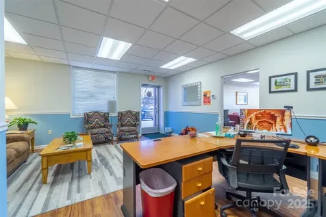 228 E Palmer Street Franklin NC 28734