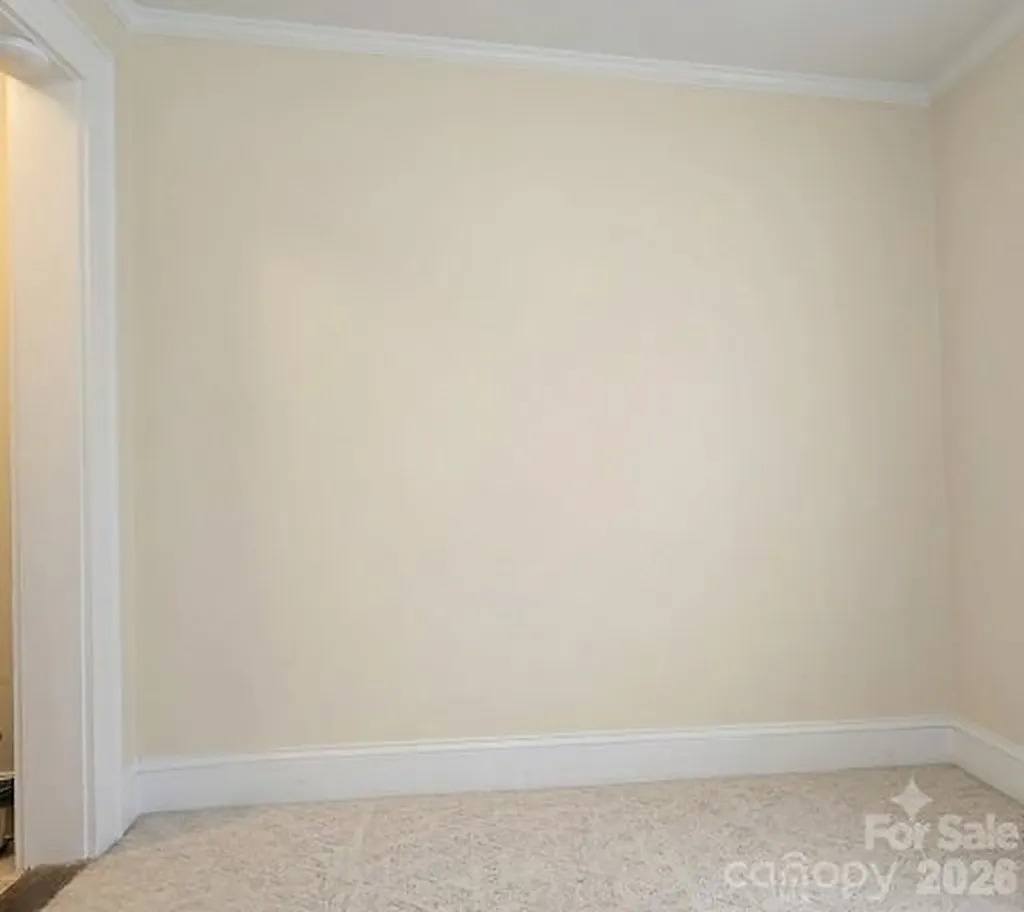 1906 Oaklawn Avenue Charlotte NC 28216