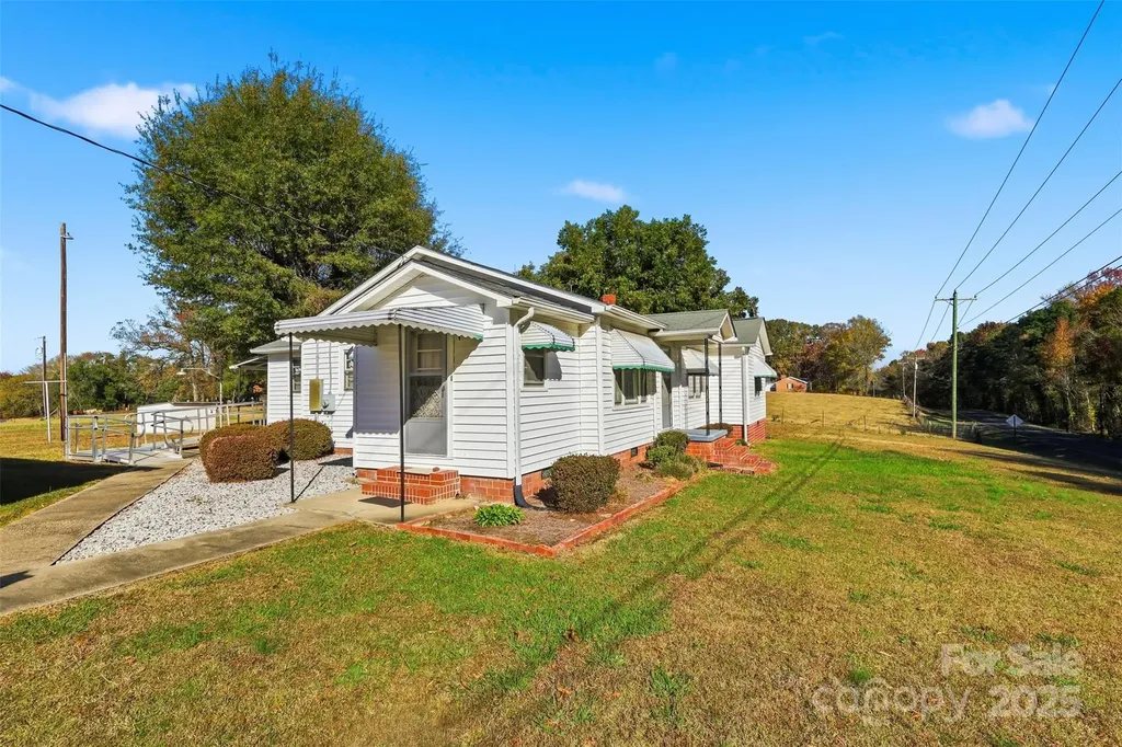 2660 Emanuel Church Road Rockwell NC 28138