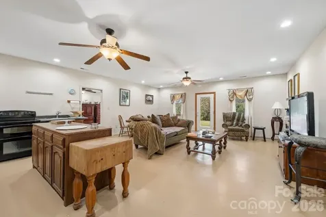 492 Starr Ridge Road Gaffney SC 29340