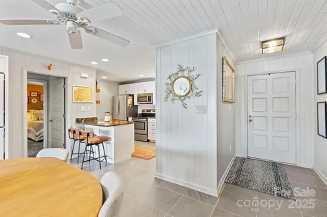 68 Toxaway Point Lake Toxaway NC 28747