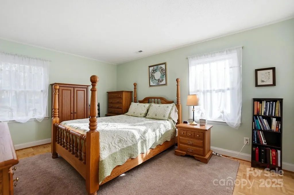 6309 Pineburr Road Charlotte NC 28211