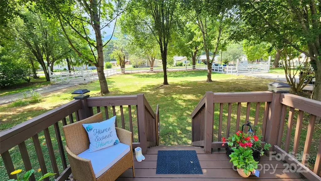1235 Sulphur Springs Road Waynesville NC 28786