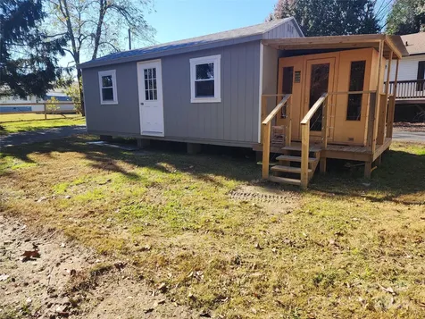 1235 Sulphur Springs Road Waynesville NC 28786
