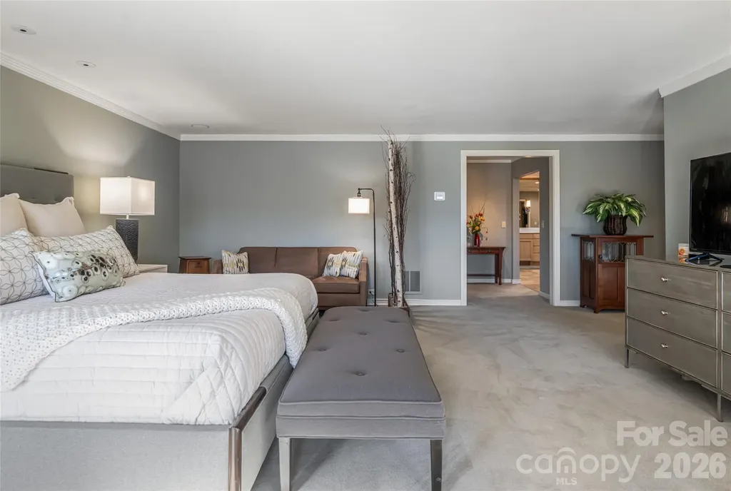 820 Laurel Ridge Drive Waynesville NC 28786