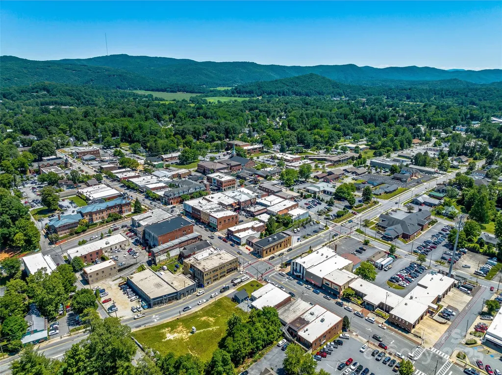 36 & 44 E Main Street Brevard NC 28712