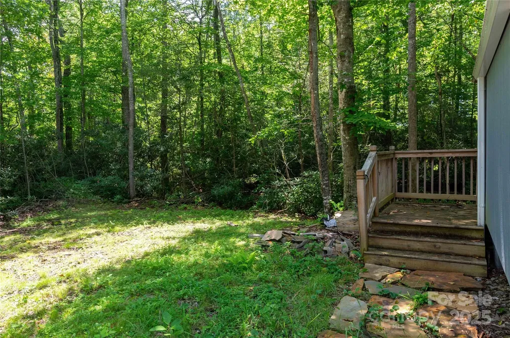 245 White Oak Creek Road Burnsville NC 28714