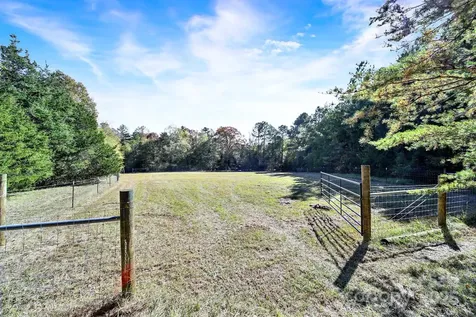 1932 Douglas Road Lancaster SC 29720