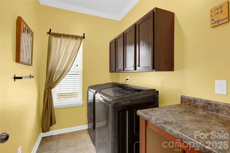 183 Water Ski Drive Statesville NC 28677