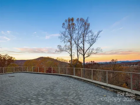 222 Secluded Hills Lane Arden NC 28704