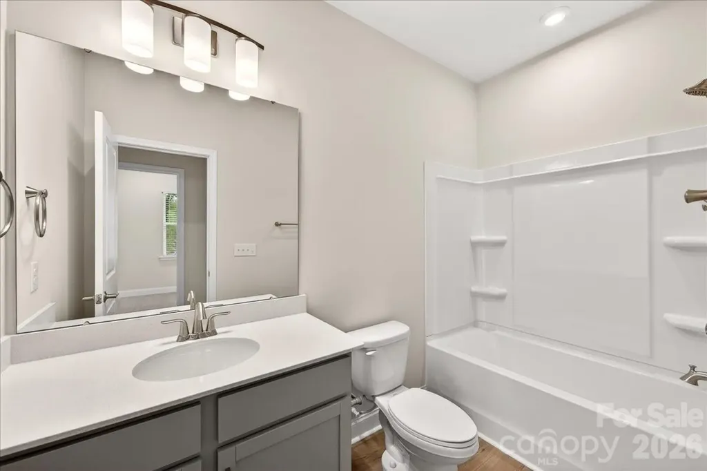 921 Archway Lane Charlotte NC 28217