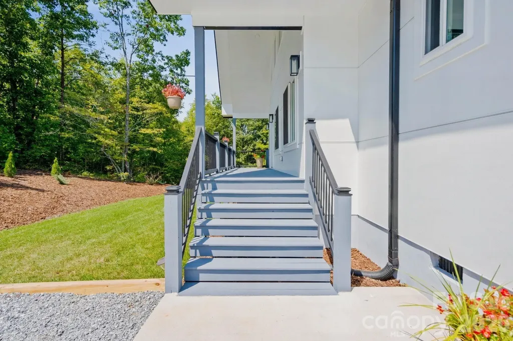 456 Hickory Loop Rutherfordton NC 28139