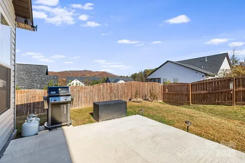 504 Rosebud Orchid Way Weaverville NC 28787