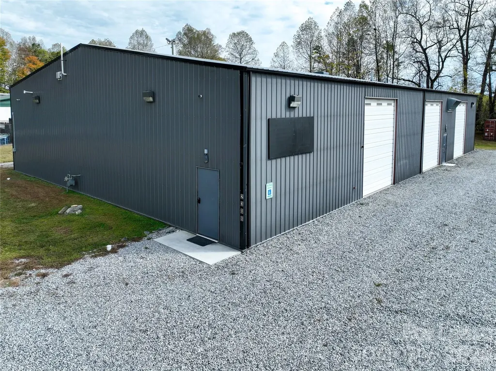 2308 Icenhour Court Lenoir NC 28645