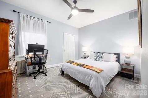 600 Vista Lake Drive Candler NC 28715