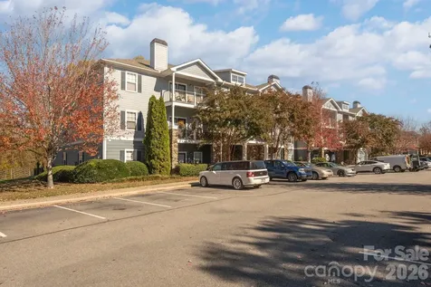 600 Vista Lake Drive Candler NC 28715