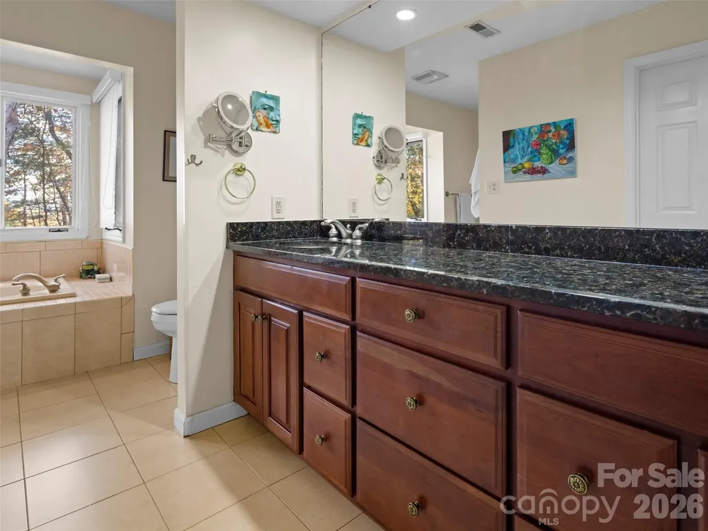 108 Galloway Drive Asheville NC 28803