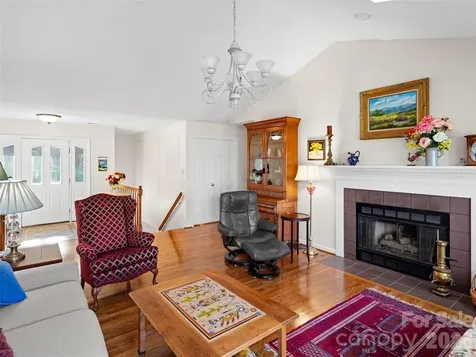 108 Galloway Drive Asheville NC 28803