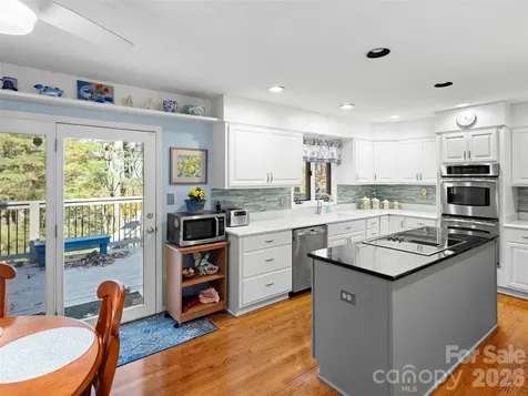 108 Galloway Drive Asheville NC 28803