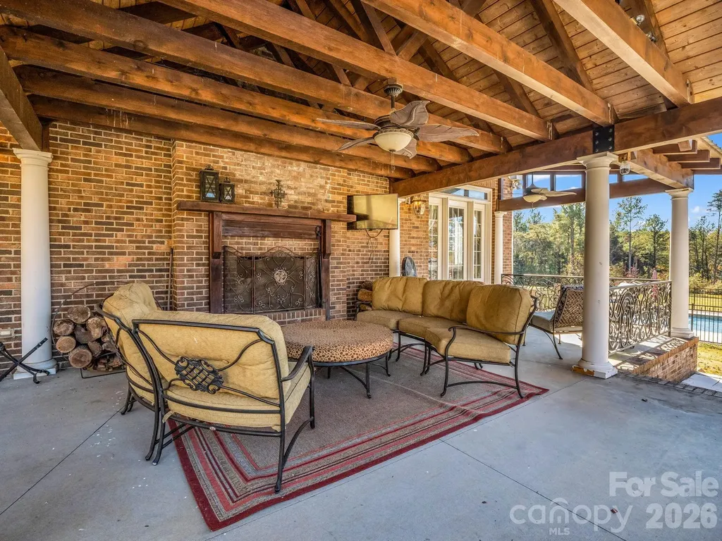 1102 S Mountain Road Bostic NC 28018