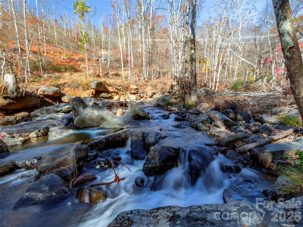 90 Rogers Creek Drive Bakersville NC 28705