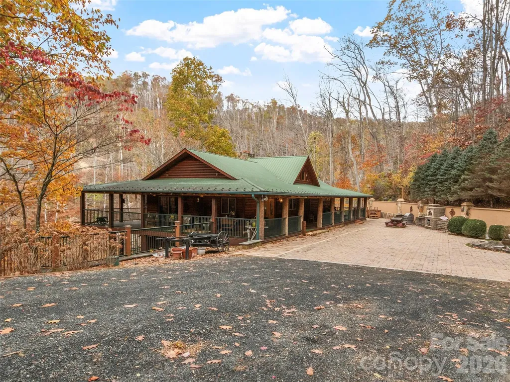 90 Rogers Creek Drive Bakersville NC 28705