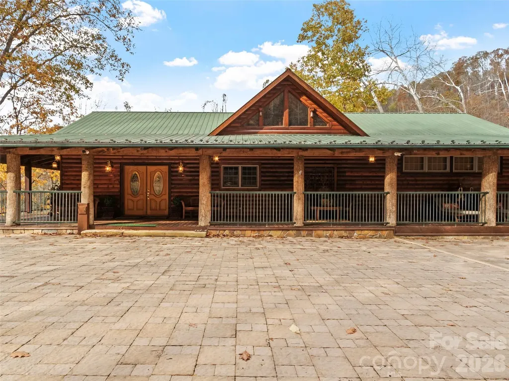 90 Rogers Creek Drive Bakersville NC 28705