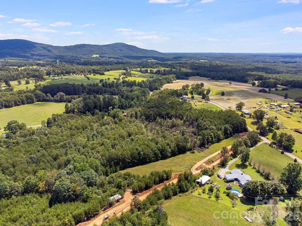 211 Luckadoo Road Bostic NC 28018