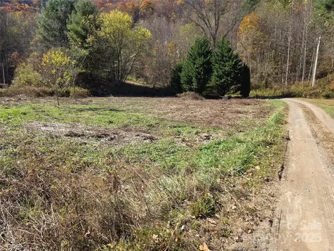 00 Eagles Trace Canton NC 28716