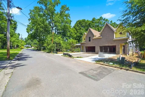 2621 Springway Drive Charlotte NC 28205
