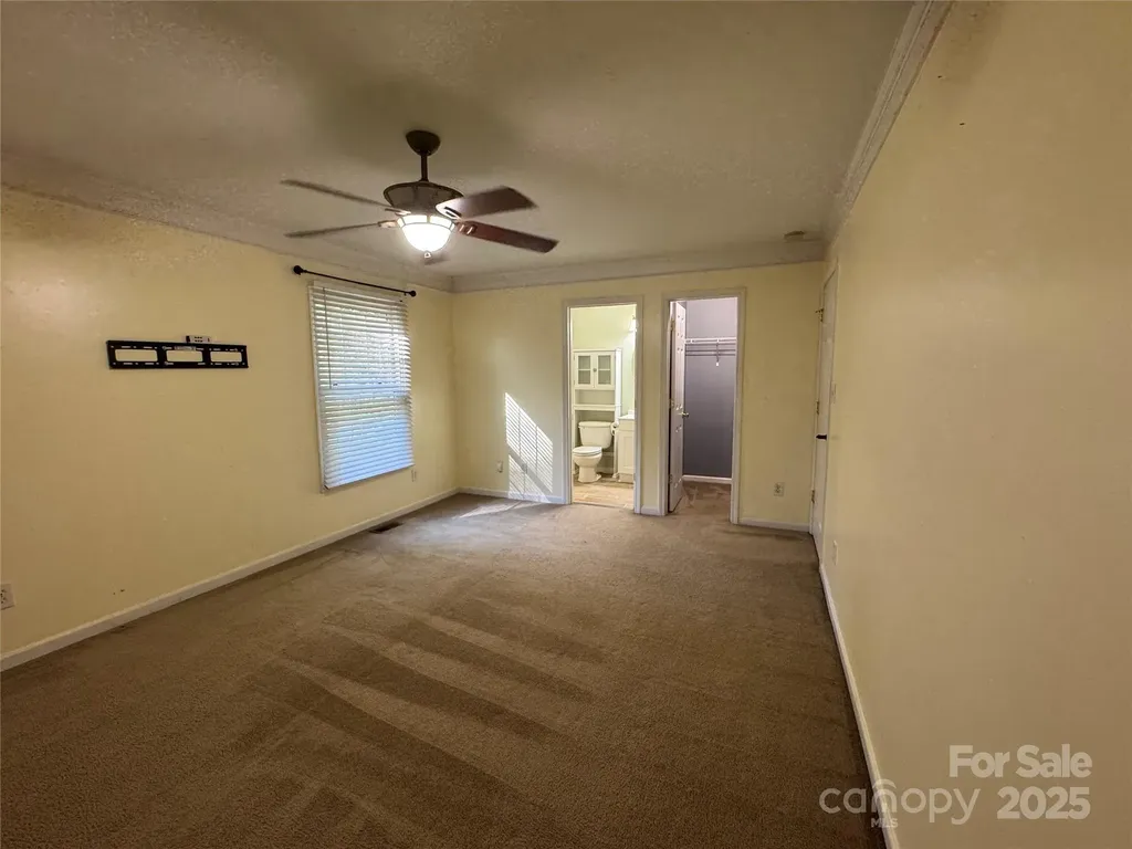 314 E Louisiana Avenue Bessemer City NC 28016