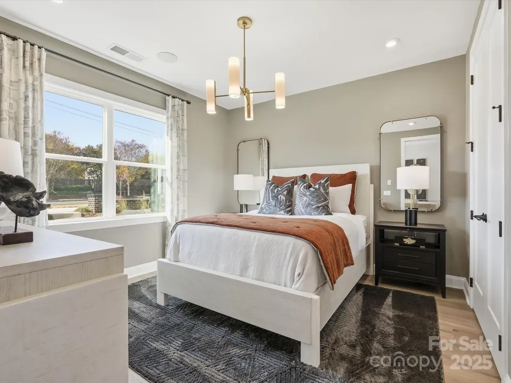 5115 Hoptree Street Charlotte NC 28277