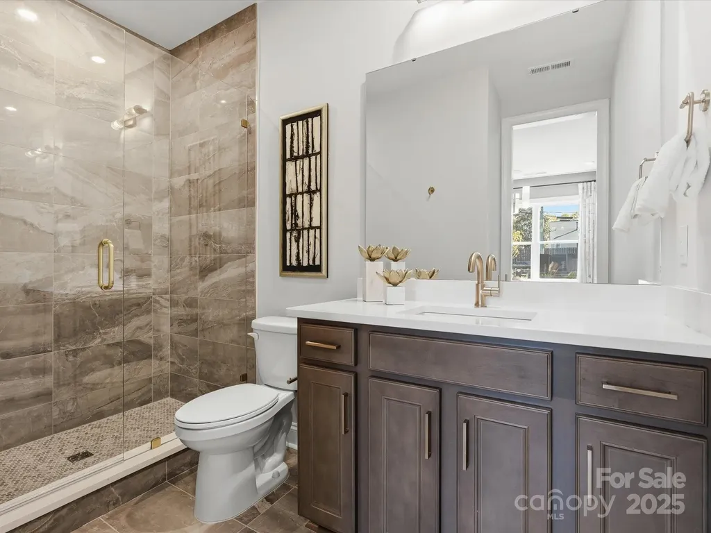 5115 Hoptree Street Charlotte NC 28277