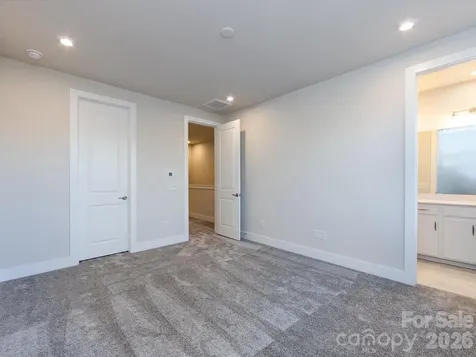 1530 Levy Way Charlotte NC 28205