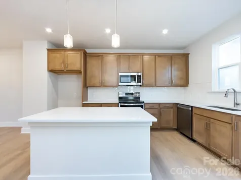 1530 Levy Way Charlotte NC 28205