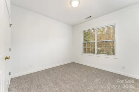 14333 Maclauren Lane Huntersville NC 28078