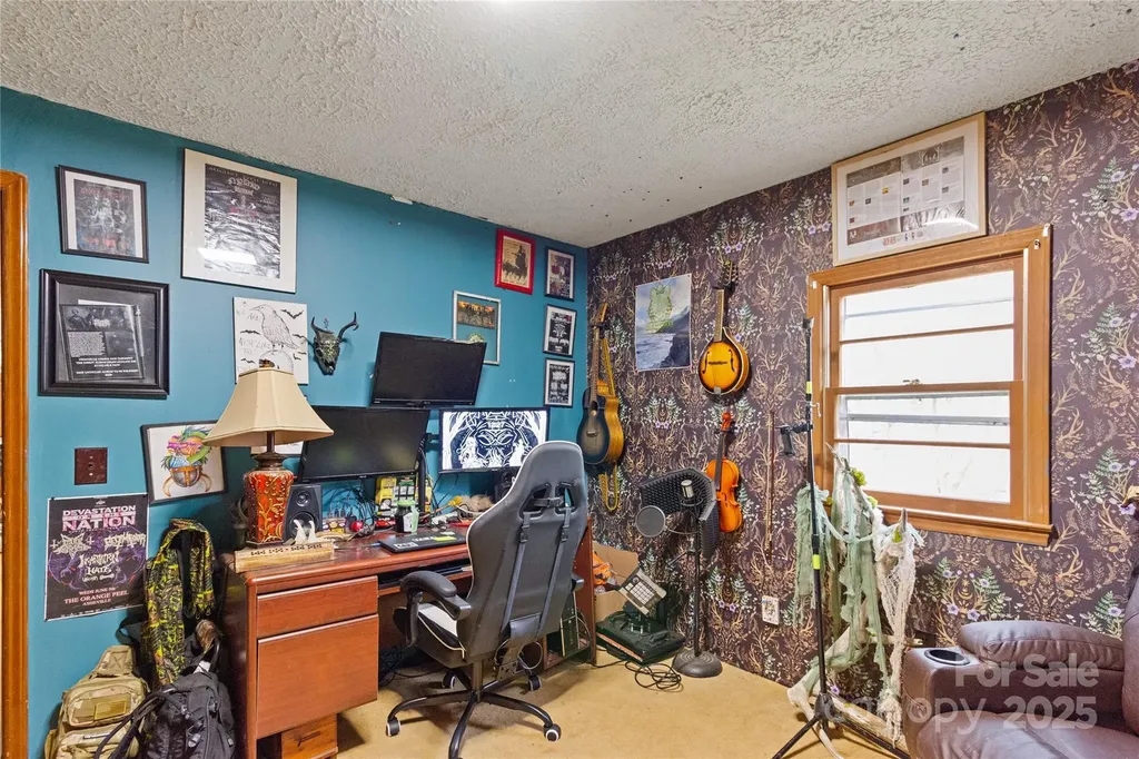 5668 Longbottom Road Hays NC 28635